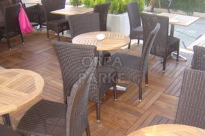 Suadiye Uygulama Ahşap Deck Dış Mekan