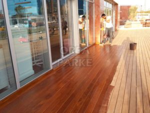 Cafe Bahçesi Koyu İroko Uygulaması Cook Shop Maltepe Park